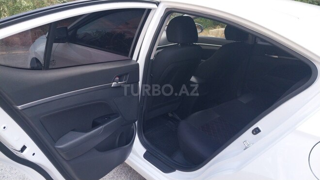 Hyundai Elantra 2020, 95,000 km - 1.6 l - Bakı