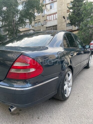 Mercedes E 320 2002, 190,000 km - 3.2 l - Bakı