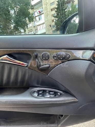 Mercedes E 320 2002, 190,000 km - 3.2 l - Bakı