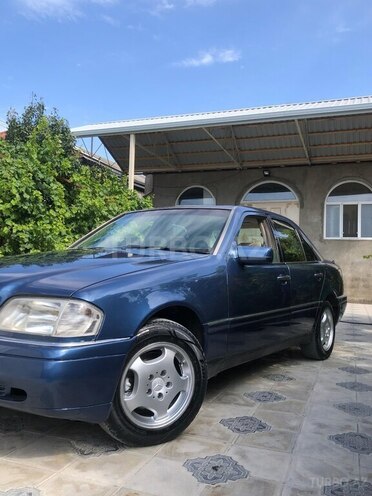 Mercedes C 220 1994, 236,000 km - 2.2 l - Bakı