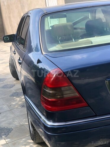 Mercedes C 220 1994, 236,000 km - 2.2 l - Bakı