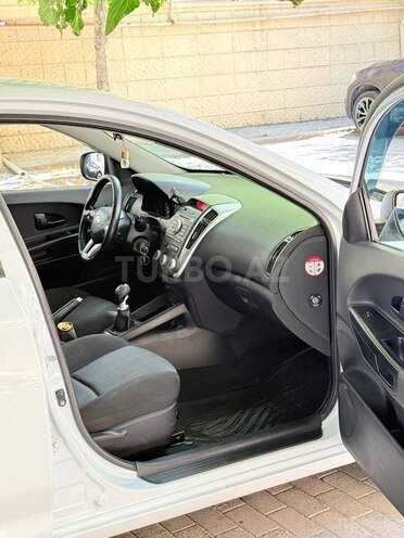 Kia Ceed 2009, 245,000 km - 1.4 л - Bakı