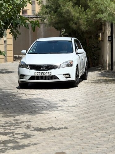 Kia Ceed 2009, 245,000 km - 1.4 л - Bakı