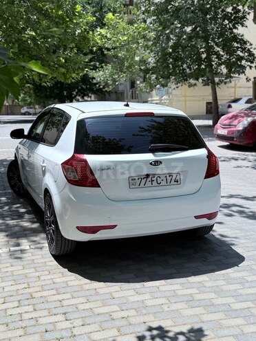 Kia Ceed 2009, 245,000 km - 1.4 л - Bakı