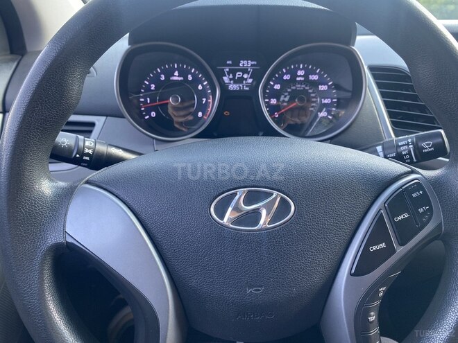 Hyundai Elantra 2015, 256,805 km - 1.8 l - Tovuz