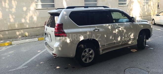 Toyota Land Cruiser Prado 2010, 138,000 km - 2.7 l - Bakı