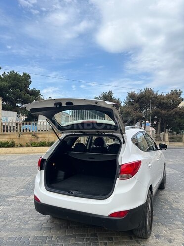 Hyundai ix35 2015, 194,000 km - 2.0 л - Bakı