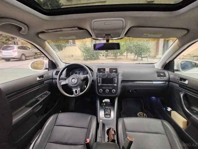 Volkswagen Jetta 2009, 223,000 km - 2.0 л - Bakı