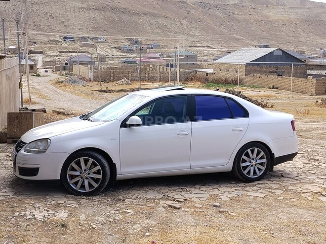 Volkswagen Jetta 2009, 223,000 km - 2.0 л - Bakı