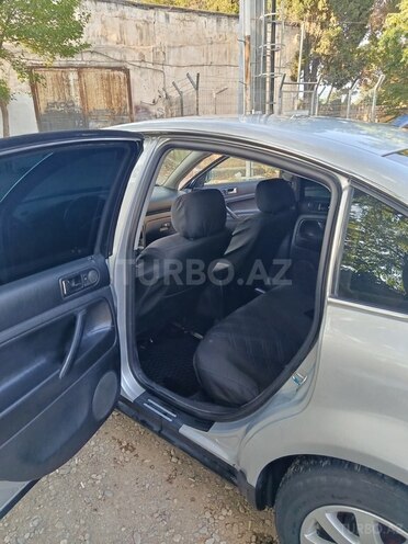 Volkswagen Passat 2001, 226,725 km - 1.8 l - Sumqayıt