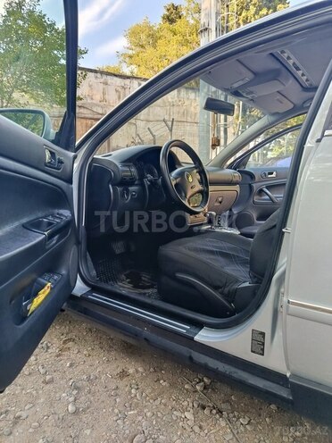 Volkswagen Passat 2001, 226,725 km - 1.8 l - Sumqayıt