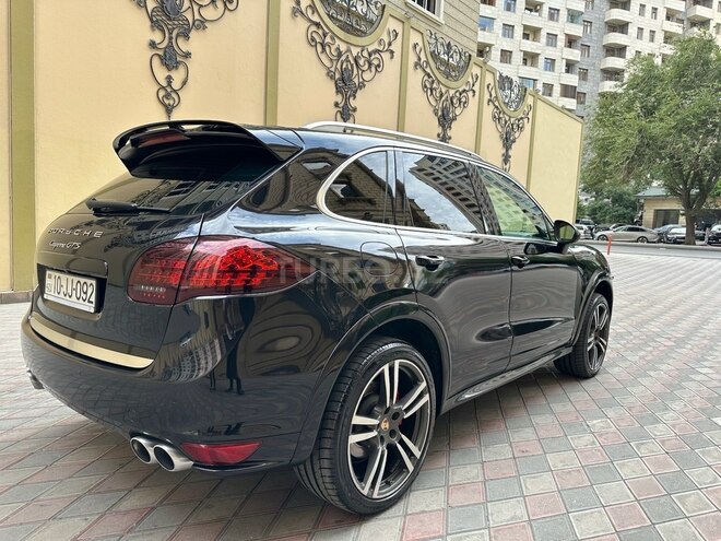 Porsche Cayenne GTS 2014, 198,000 km - 4.8 l - Bakı