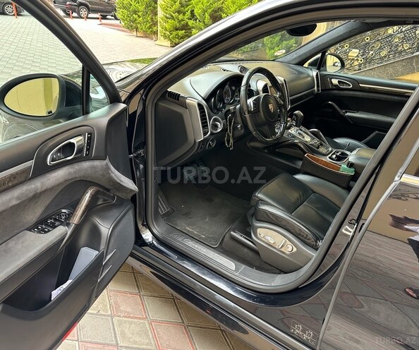 Porsche Cayenne GTS 2014, 198,000 km - 4.8 l - Bakı
