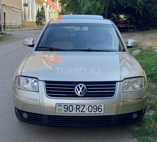 Volkswagen Passat 2004, 215,411 km - 1.8 l - Gəncə