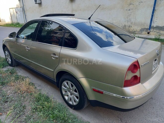 Volkswagen Passat 2004, 215,411 km - 1.8 l - Gəncə