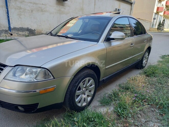 Volkswagen Passat 2004, 215,411 km - 1.8 l - Gəncə