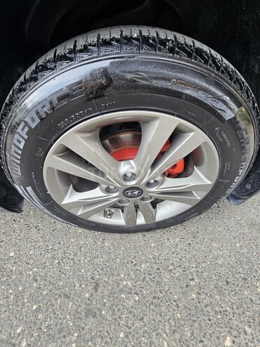 Hyundai Elantra 2015, 147,200 km - 1.8 л - Bakı