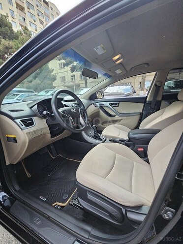 Hyundai Elantra 2015, 147,200 km - 1.8 л - Bakı