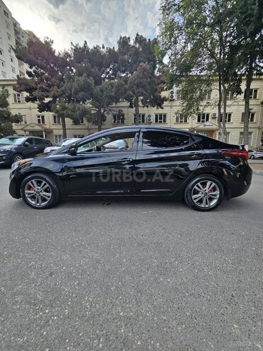 Hyundai Elantra 2015, 147,200 km - 1.8 л - Bakı
