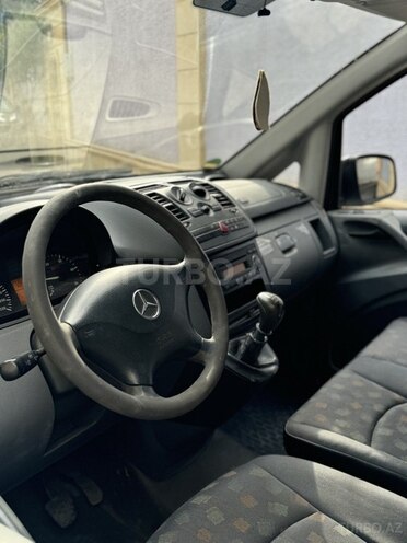 Mercedes Vito 115 2010, 243,000 km - 2.2 л - Bakı