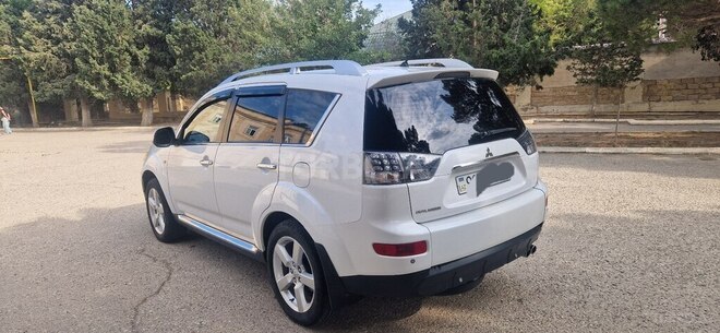 Mitsubishi Outlander 2008, 168,000 km - 3.0 l - Bakı