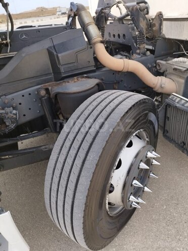 Mercedes Axor 1829 2009, 700,000 km - 6.4 l - Bakı