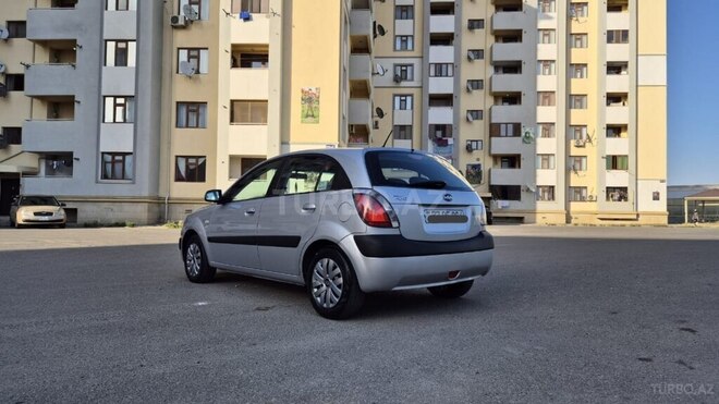 Kia Rio 2005, 250,000 km - 1.5 l - Bakı