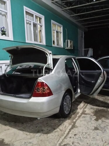 Toyota Corolla 2005, 298,500 km - 1.4 l - Cəlilabad