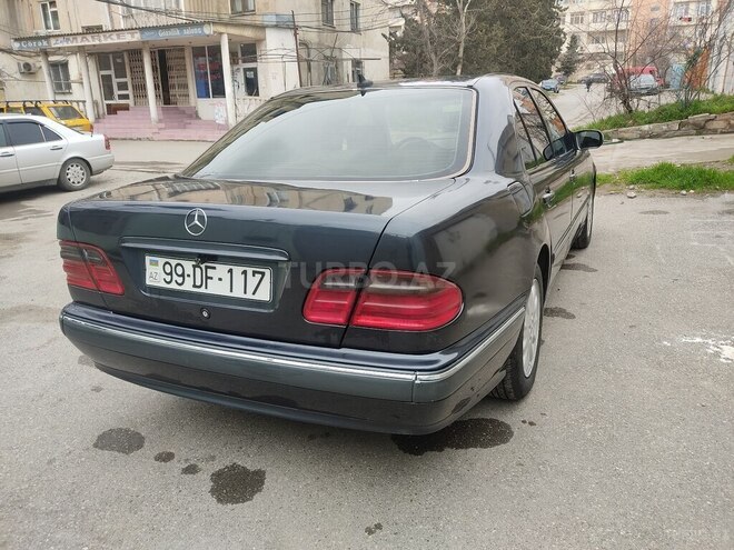 Mercedes E 220 d 2000, 410,190 km - 2.2 l - Bakı