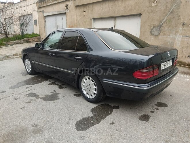 Mercedes E 220 d 2000, 410,190 km - 2.2 l - Bakı