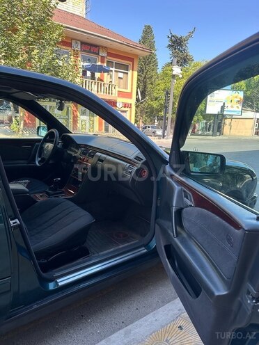 Mercedes E 200 1997, 416,000 km - 2.0 l - Xaçmaz