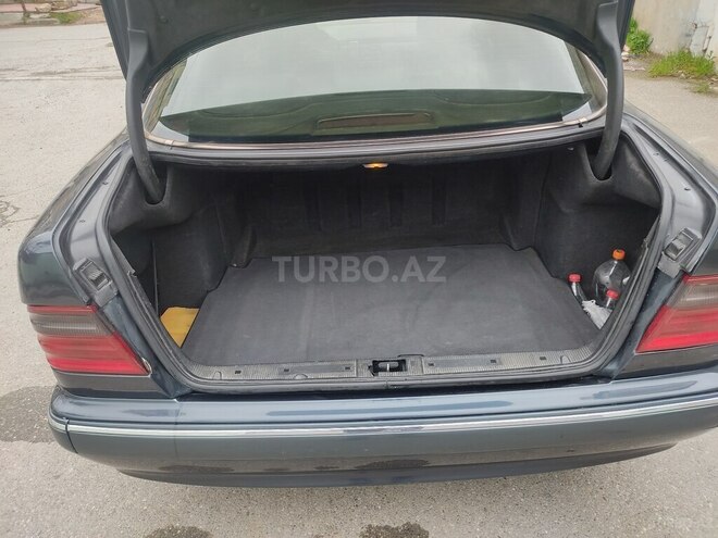 Mercedes E 220 d 2000, 410,190 km - 2.2 l - Bakı