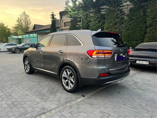 Kia Sorento-5