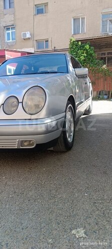 Mercedes E 230 1996, 291,000 km - 2.3 l - Bakı