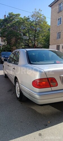 Mercedes E 230 1996, 291,000 km - 2.3 l - Bakı