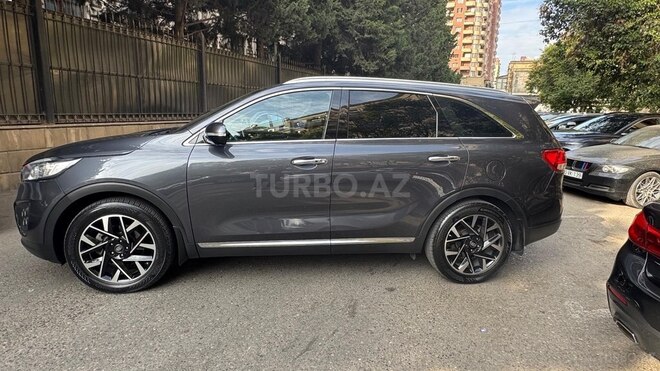 Kia Sorento 2015, 178,500 km - 2.0 l - Bakı