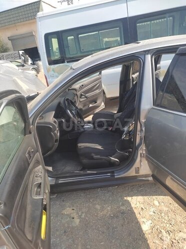 Volkswagen Passat 2002, 246,000 km - 1.8 l - Sumqayıt