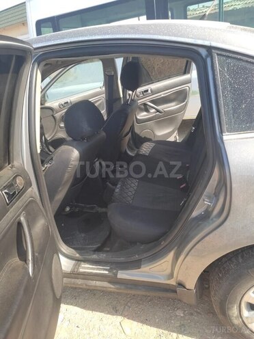 Volkswagen Passat 2002, 246,000 km - 1.8 l - Sumqayıt