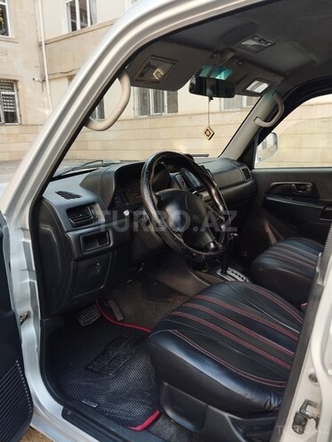 Mitsubishi Pajero io 2000, 333,000 km - 1.8 l - Bakı