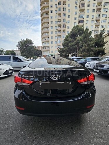 Hyundai Elantra 2015, 147,200 km - 1.8 л - Bakı