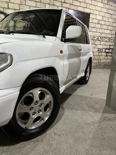 Mitsubishi Pajero io 1999, 250,000 km - 1.8 l - Bakı