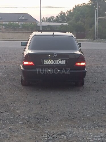 Mercedes C 240 1999, 278,000 km - 2.6 l - Salyan