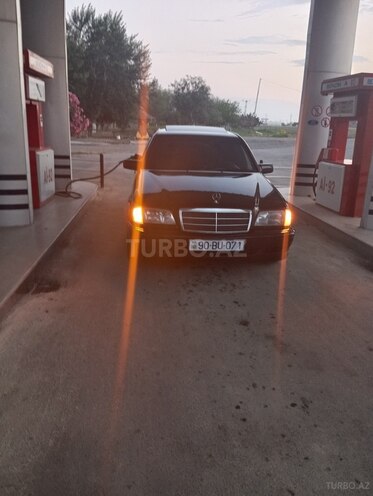 Mercedes C 240 1999, 278,000 km - 2.6 l - Salyan