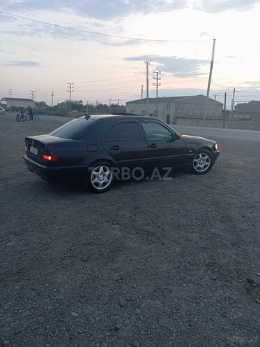 Mercedes C 240 1999, 278,000 km - 2.6 l - Salyan