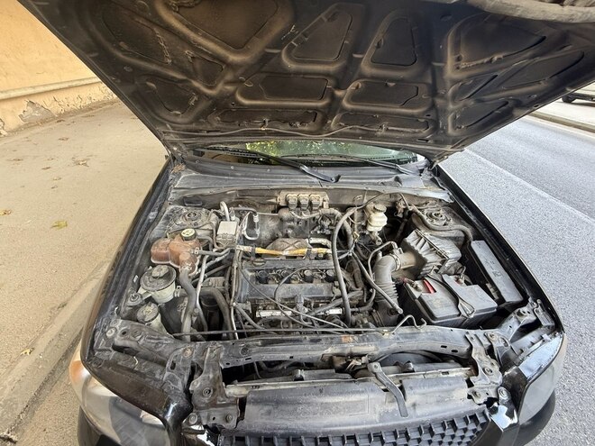 Ford Escape 2004, 180,000 km - 2.3 l - Bakı