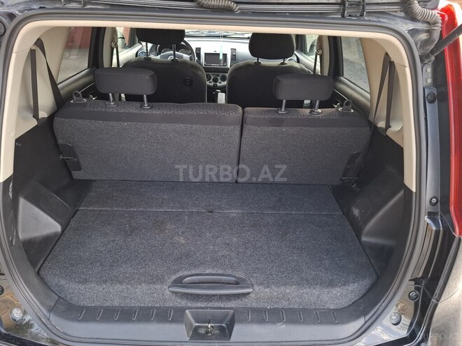 Nissan Note-5