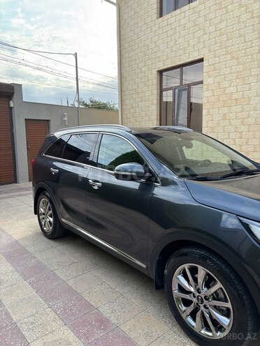 Kia Sorento-5