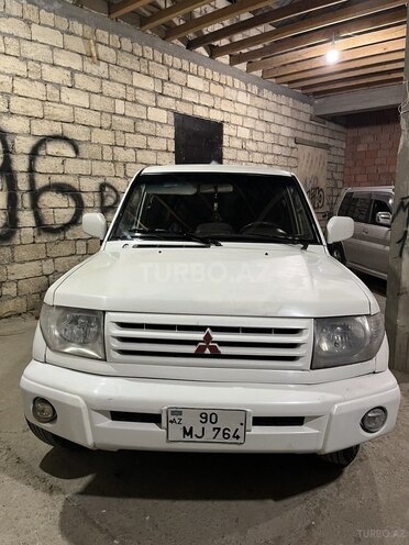Mitsubishi Pajero io 1999, 250,000 km - 1.8 l - Bakı