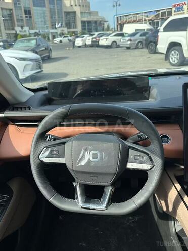 Changan Qiyuan A05-4