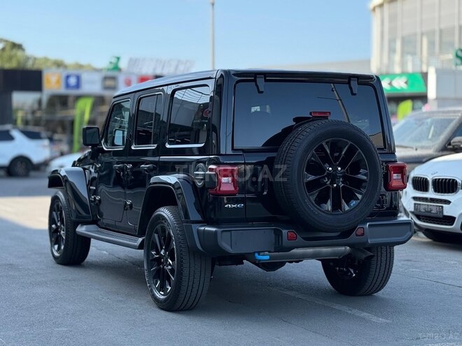 Jeep Wrangler-2